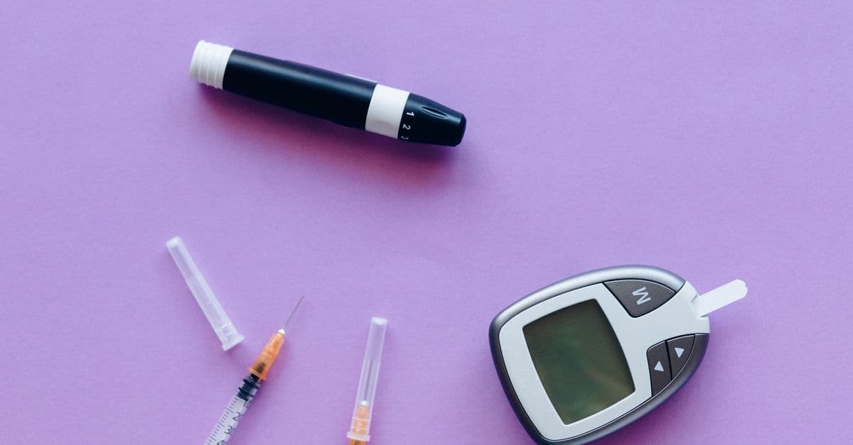 Tirzepatide side effects: the dual-agonist picture, plainly